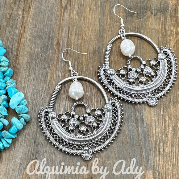 Maxi oversized silver statement big freshwater pearls dangle boho earrings - Picture 1 of 3
